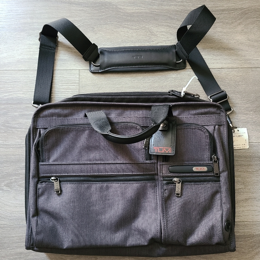 Tumi Compact Large Screen Laptop Brief w/Shoulder Strap *Gray